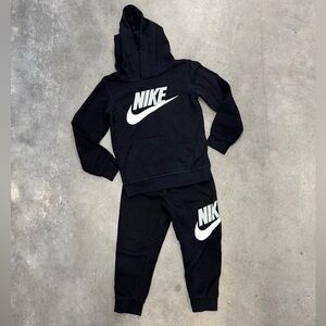 Nike Toddler Black Hoodie & Jogger Set | Size 4T | Logo Sweatsuit